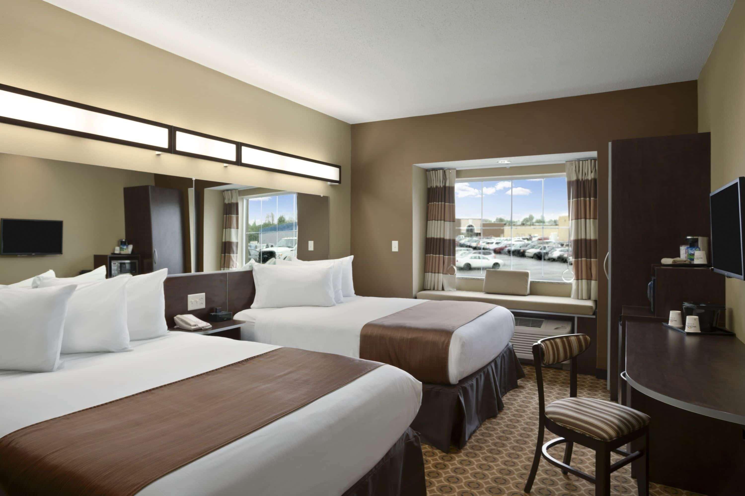 Microtel Inn&Suites Fairmont Extérieur photo