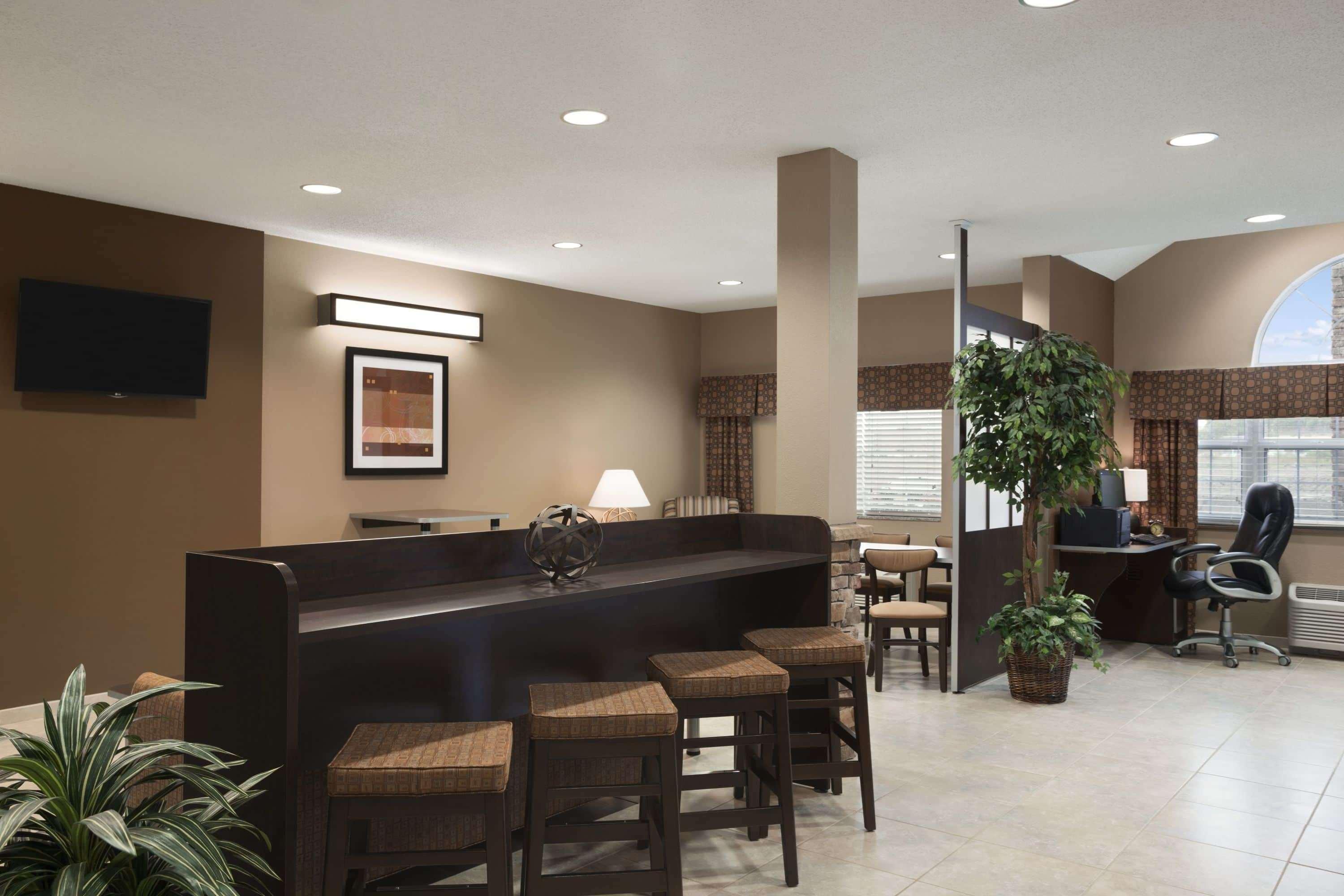 Microtel Inn&Suites Fairmont Extérieur photo