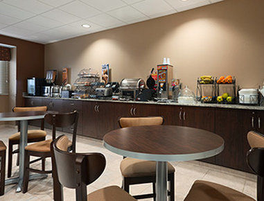 Microtel Inn&Suites Fairmont Extérieur photo
